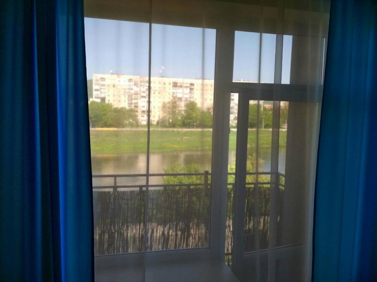 Apartments Domovik Просторная Квартира С Видом На Горы มุกาเชเว ภายนอก รูปภาพ